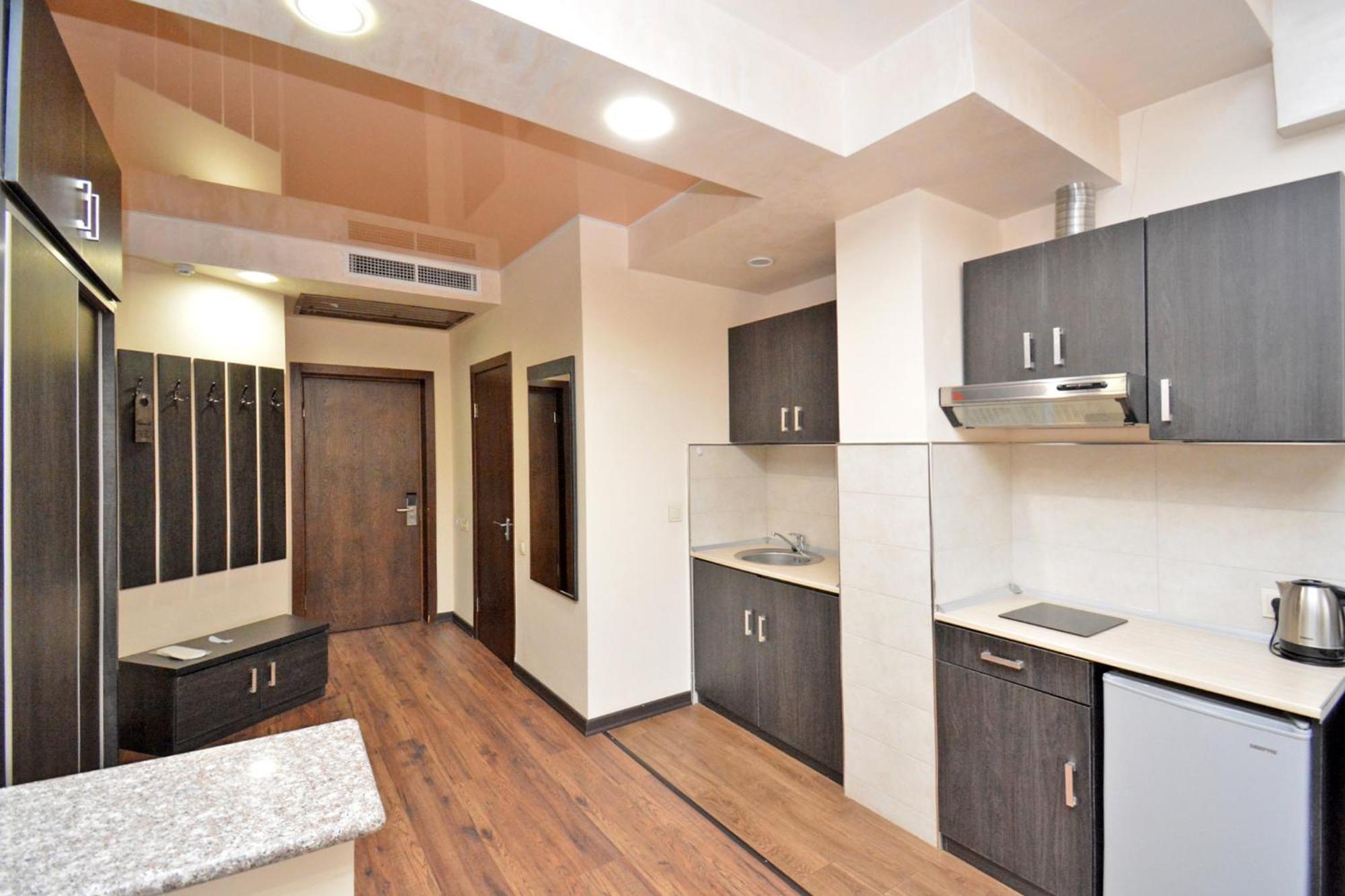 Partez Hotel เยเรวาน ภายนอก รูปภาพ